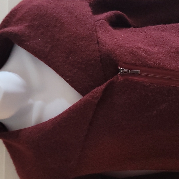 Tahari Burgundy Wool Blend Zip Sweater Jacket XS - Picture 2 of 5